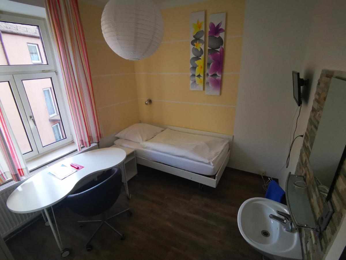 City Hostel Аугсбург Экстерьер фото